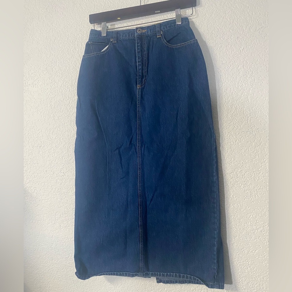 Liz Claiborne vintage Blue Denim long skirt petite 8P